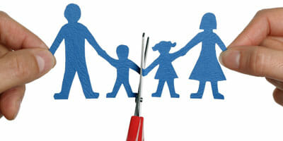 Divorce model reveals the costs of delay