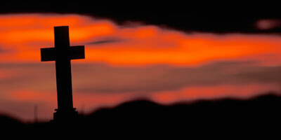 Grave result for “tombstoning” adviser