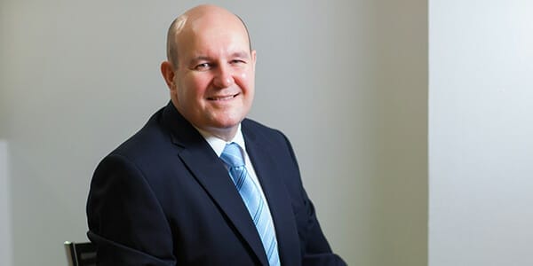 The financial advice soldier challenging the apathy of Australians