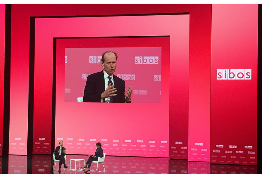 Banks will start to look less alike: Elliott