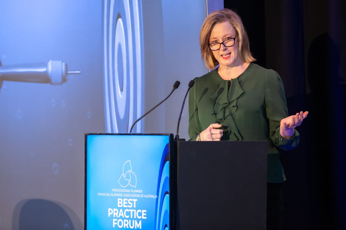Leigh Sales addresses adviser hardship