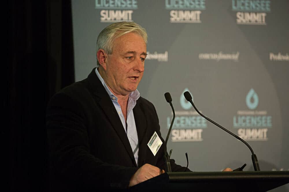 Limited licence advisers pushed out by standards