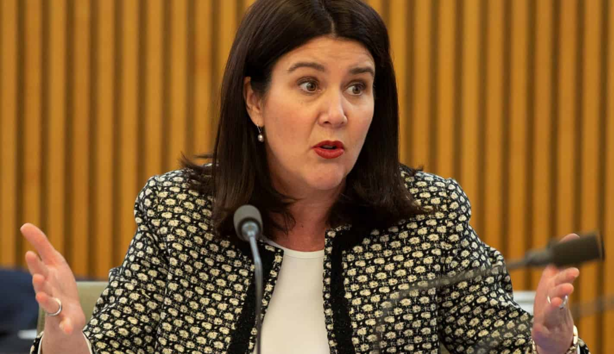 Expanded CSLR the wrong ‘jenga-block’: Hume