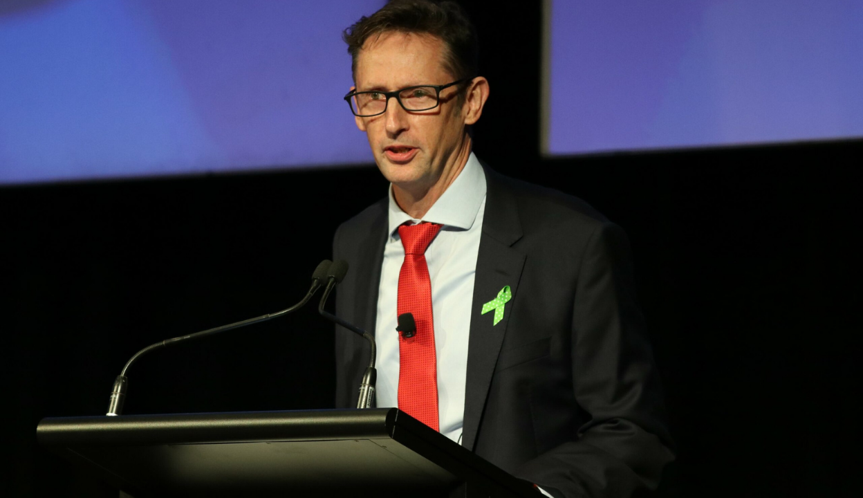 ALP looks to wind back advice standards with degree exemption