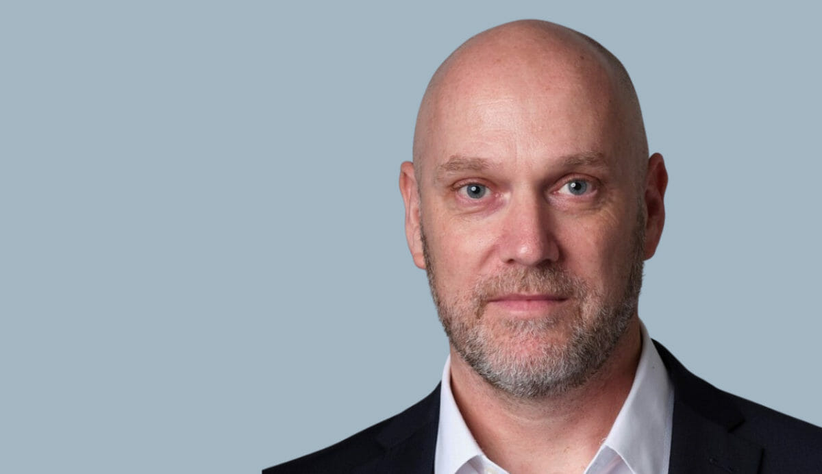 Count CFO to depart 17 months after Rowe