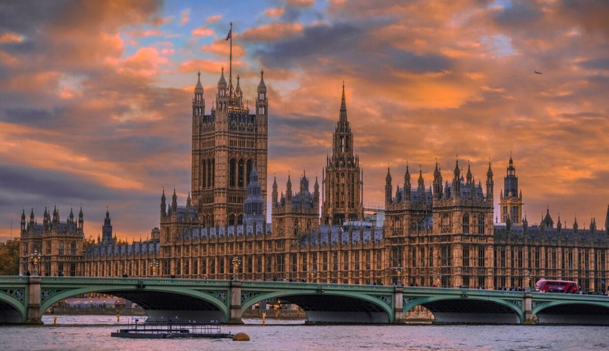 UK mulls the dos and do nots of superannuation