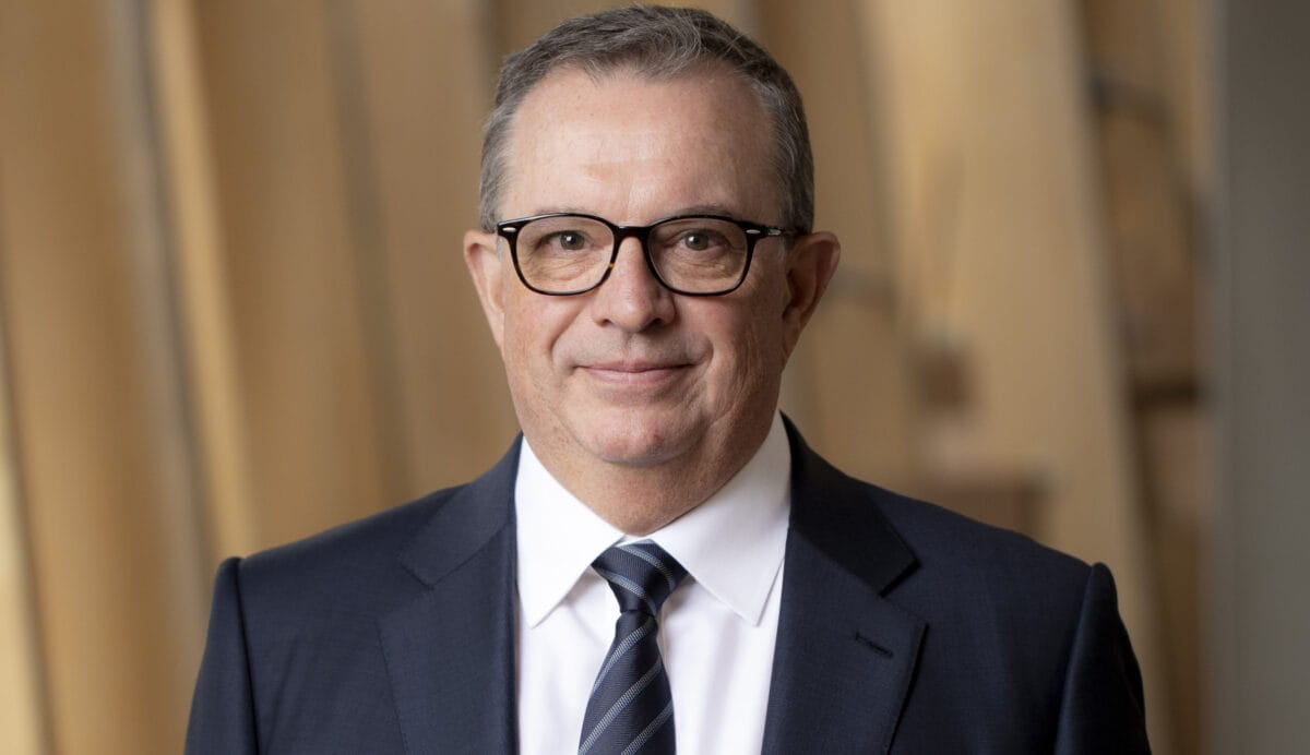 Insignia CEO questions insourced admin model, slashes 25pc of headcount