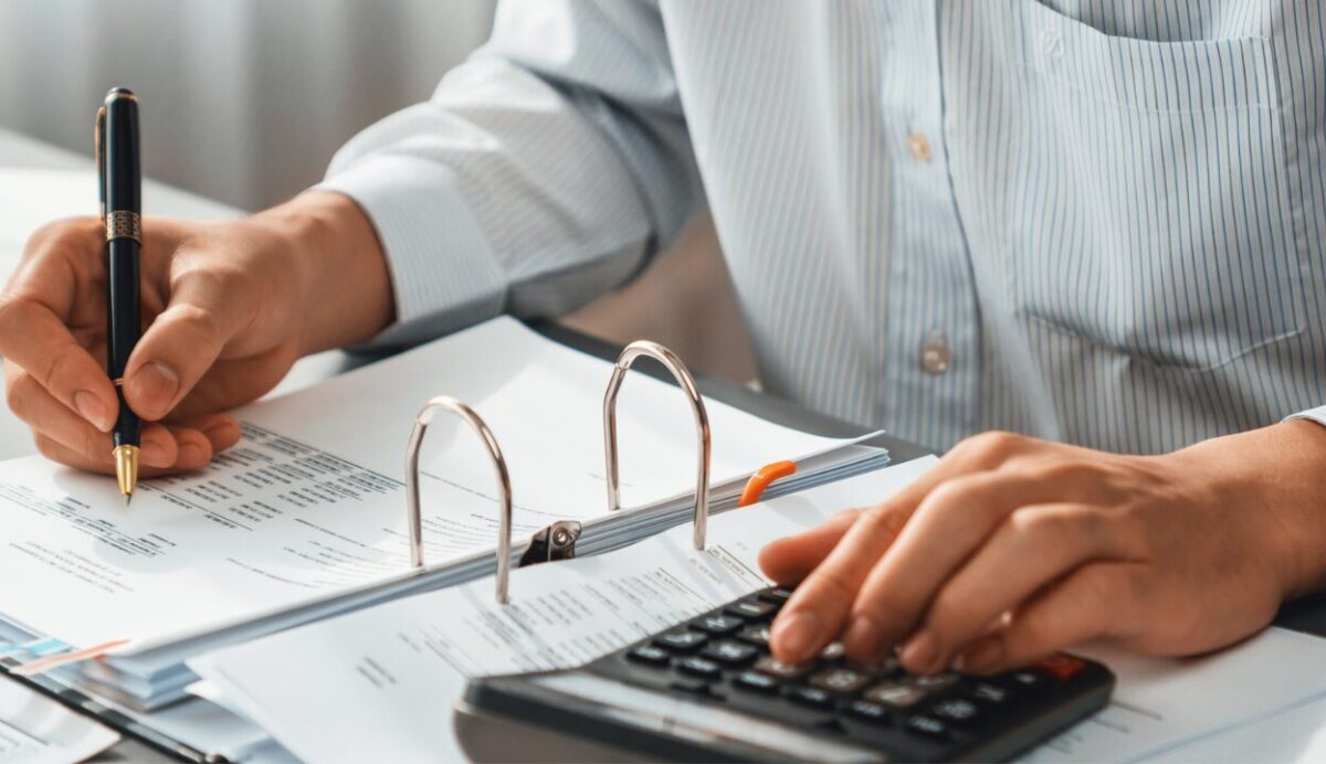 Associations release guide to navigate complex advice-fee tax deductibility rules