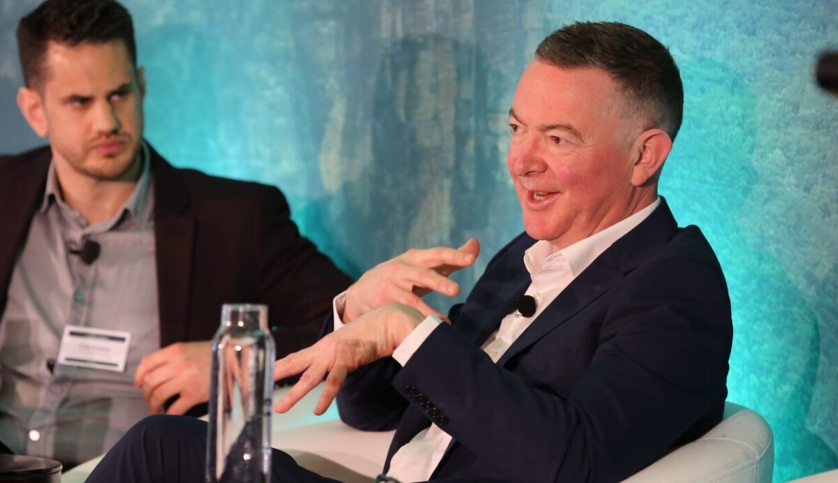 ASIC claims governance gaps in AFSLs offshoring arrangements